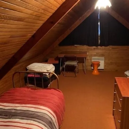 Chalet Mont-dore, 5 Pieces, 9 Personnes - Fr-1-415-88 * Le Mont-Dore